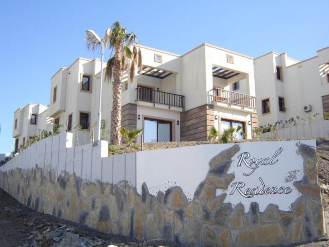../Photos/turkey2005/residence.JPG